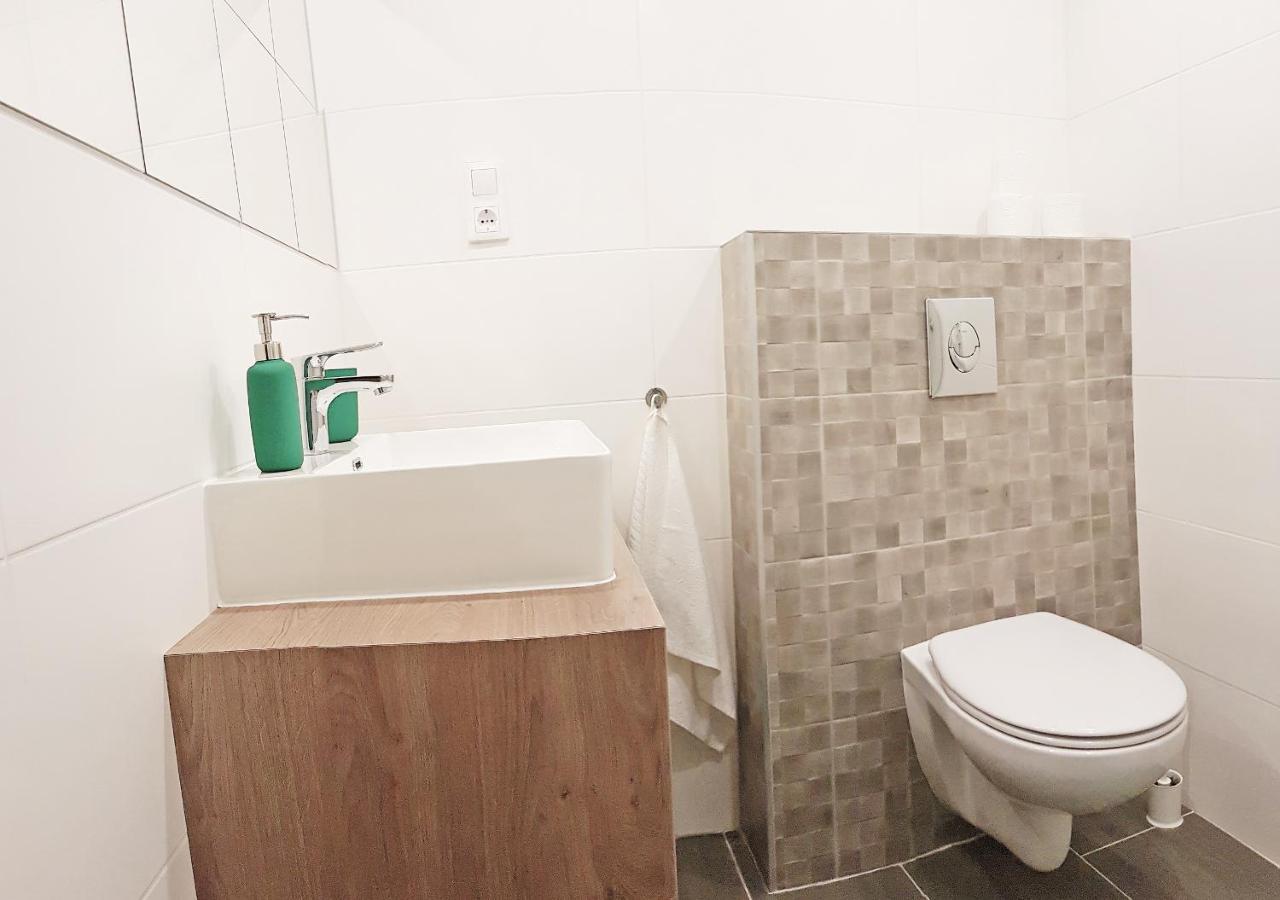 Luxury New Cozy Flat At Dob Street Nearby Gozsdu Court Lejlighed Budapest Eksteriør billede