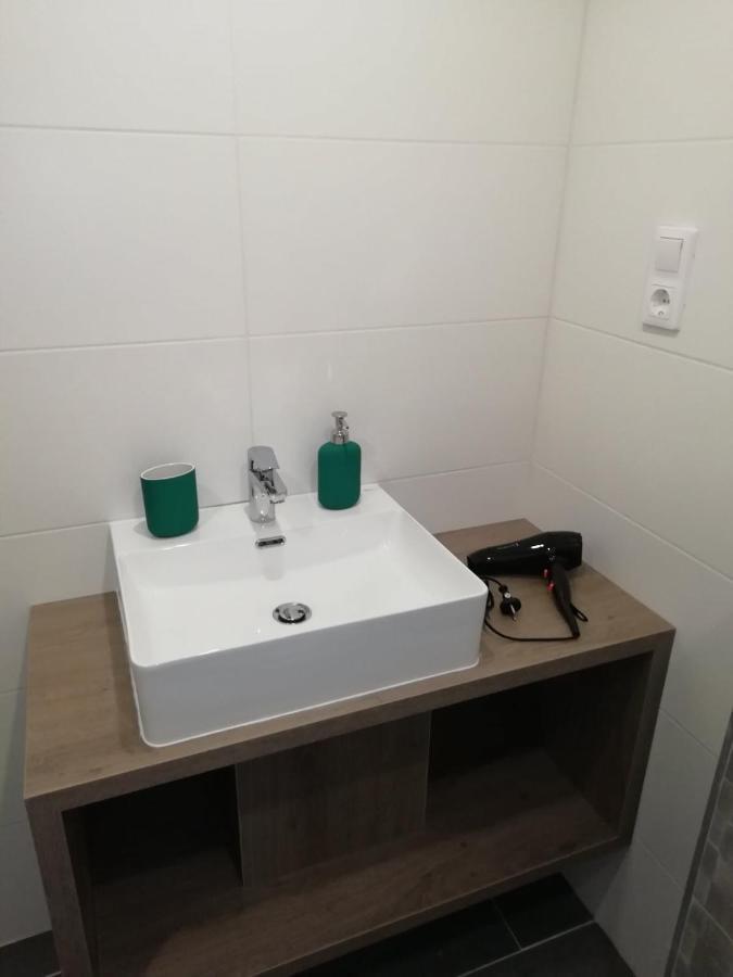 Luxury New Cozy Flat At Dob Street Nearby Gozsdu Court Lejlighed Budapest Eksteriør billede